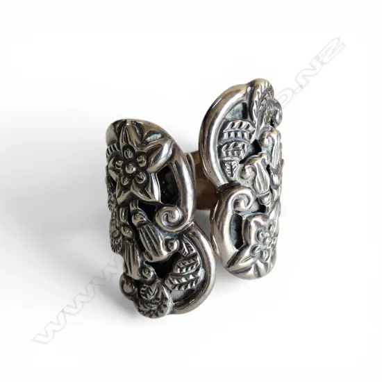 MEXICAN 925 SILVER BRACELET, 59gms HINGED