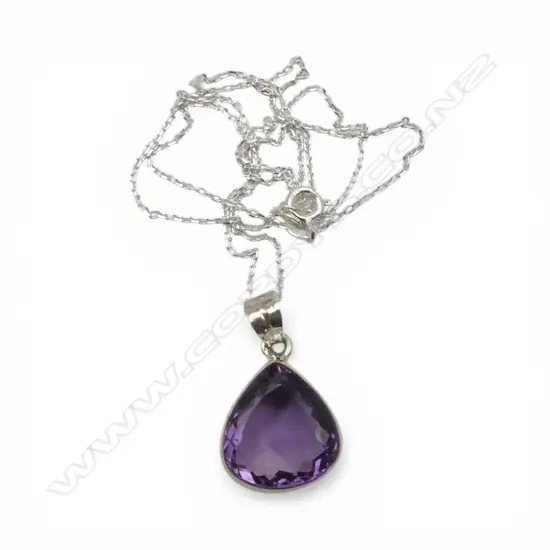 SILVER AMETHYST PENDANT on SILVER CHAIN