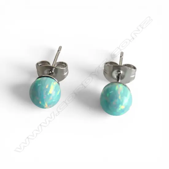 PR FAUX OPAL BEAD & WHITE METAL EARRINGS