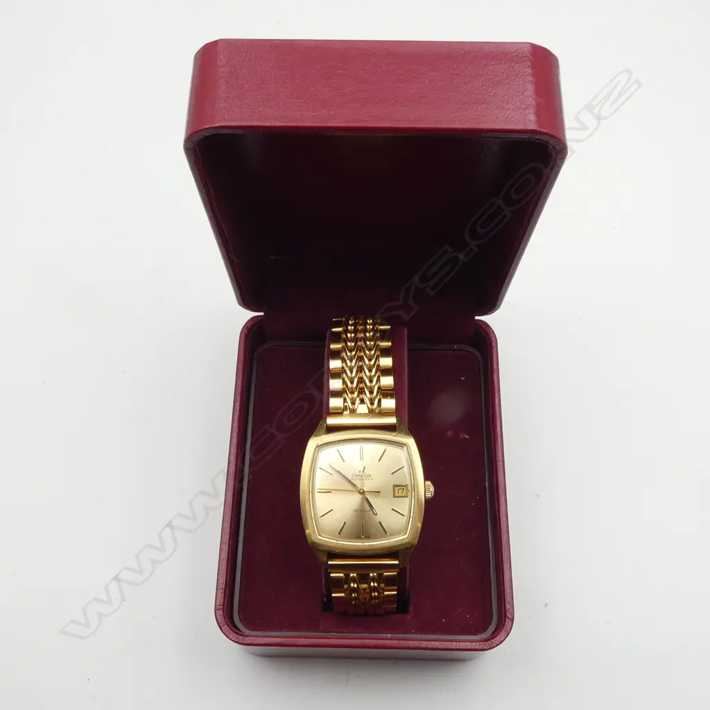 VINTAGE 1970's OMEGA AUTOMATIC DE VILLE GENT'S GOLD PLATE WRISTWATCH on bracelet in Omega box. Not running  Image 1++