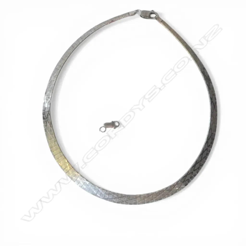 MODERNIST STG SILVER NECKLACE with later clasp, original clasp faulted but present 26gms Image 1++