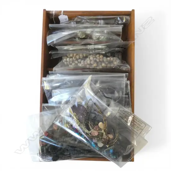 ASST. BOX BAGGED COSTUME NECKLACES