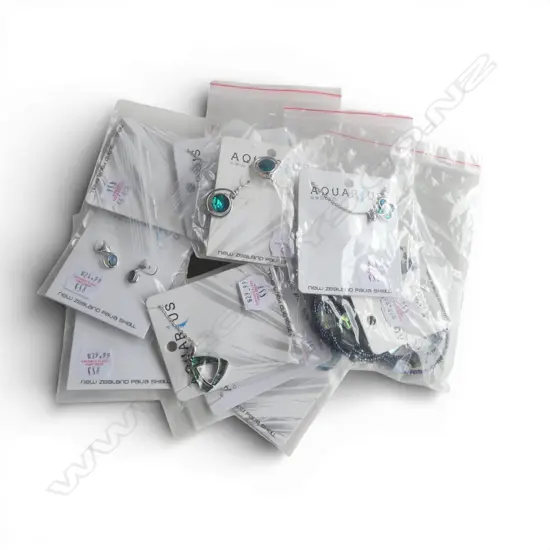 10 PCS CARDED PAUA SHELL JEWELLERY, new old stock