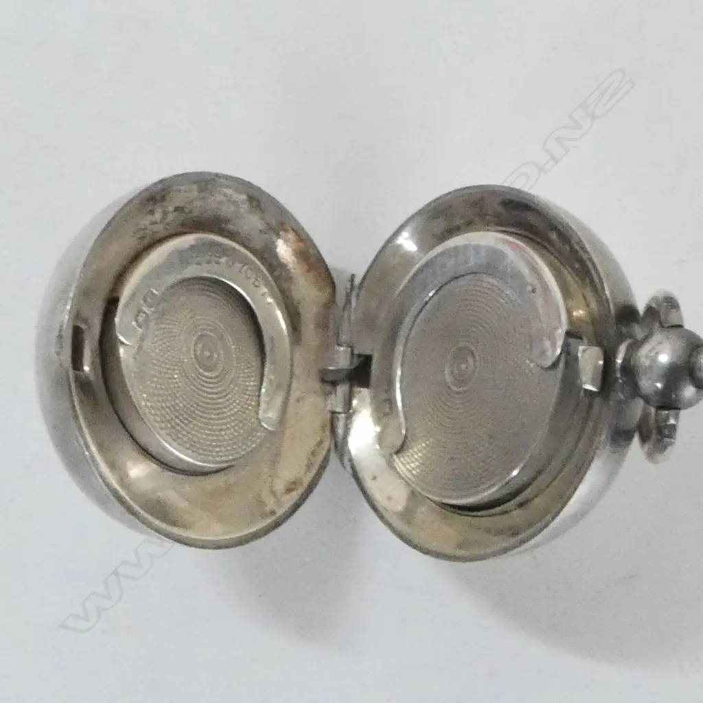 UNCOMMON SILVER DBLE SOVEREIGN CASE full & half sovereigns 26gms Image 1++