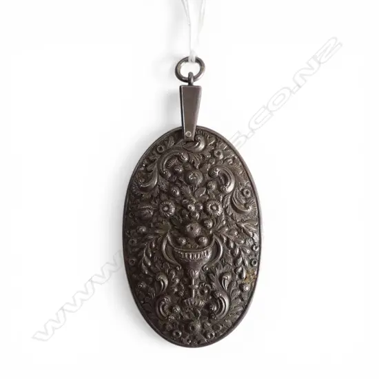 LGE VINTAGE fancy relief floral & fruit silver PENDANT NOTE PAD w 6 ivory leaves L.90mm