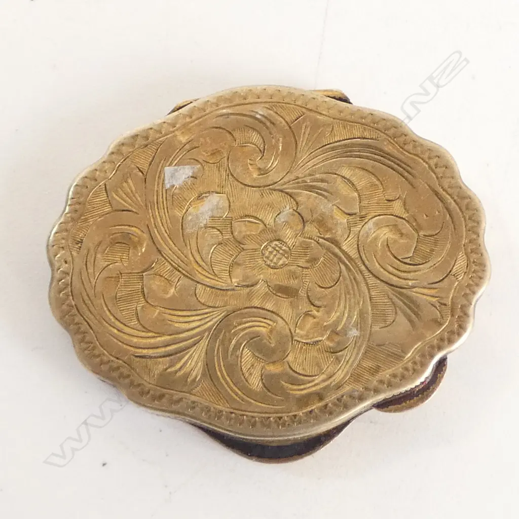 ITALIAN .800 SILVER GILT & ENAMEL PATCH BOX 22gms Image 1++