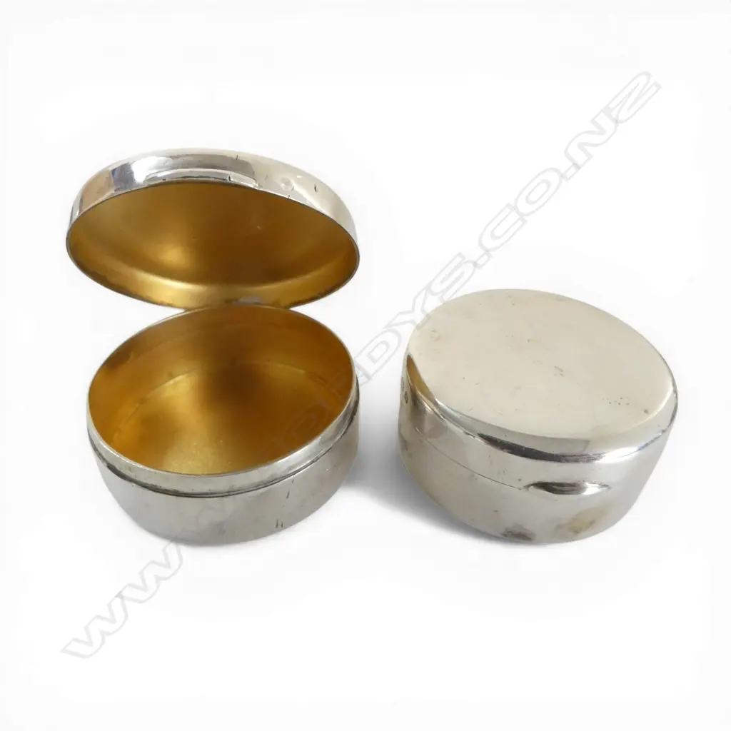 PR Birmingham 1900 SILVER SMALL VANITY BOXES 47gms Image 1++