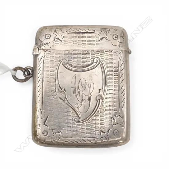 Birmingham 1906 SILVER LARGE VESTA Birmingham 1906 machine engraved suspension loop attached 27gms