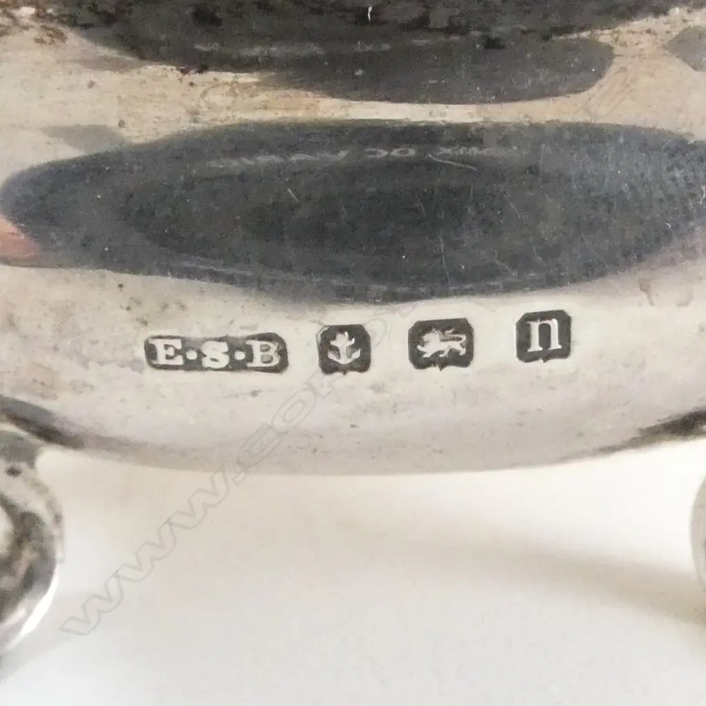 SILVER PEPPERETTE & MUSTARD POT w blue glass liner. Silver weight 95gms Image 1++