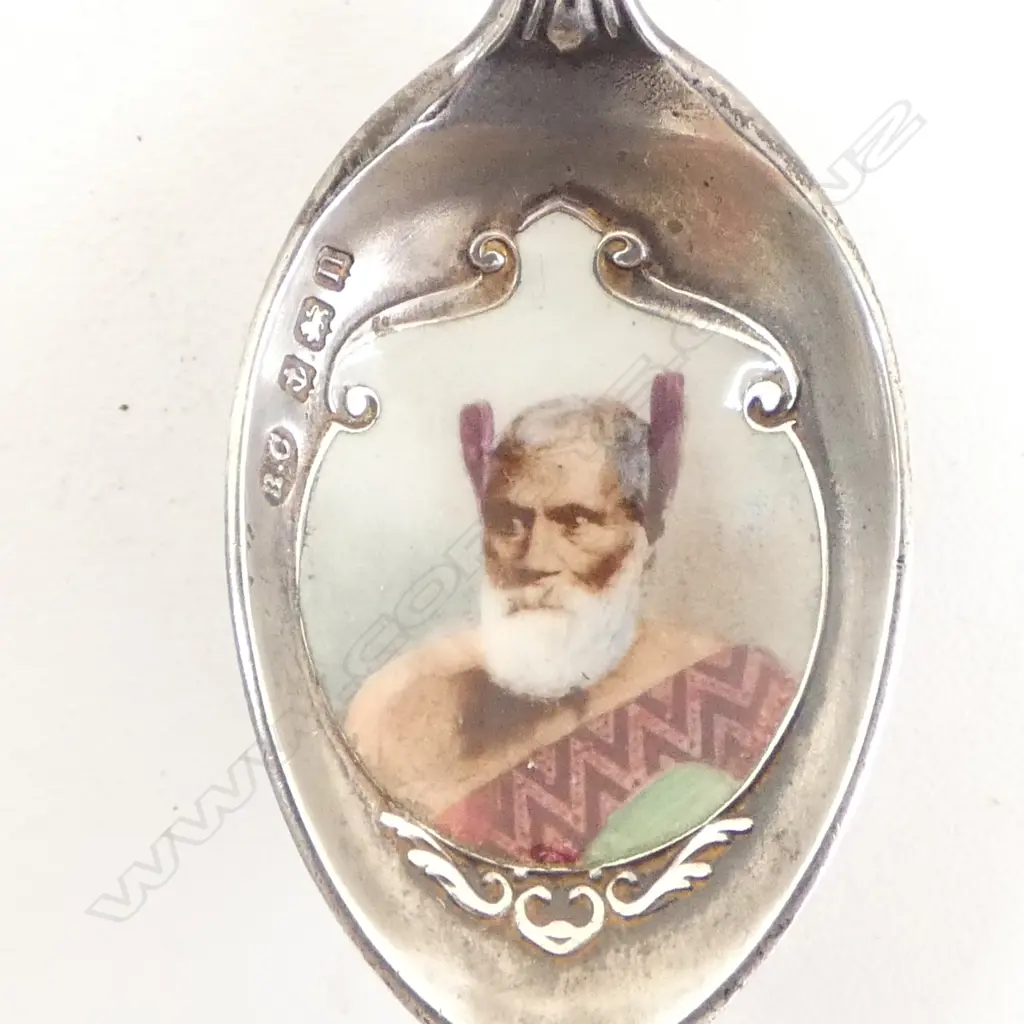 Vintage STG SILVER & ENAMEL NZ SPOON w greenstone tiki handle. Birmingham 1912. Enamelled Maori chief to bowl Image 1++