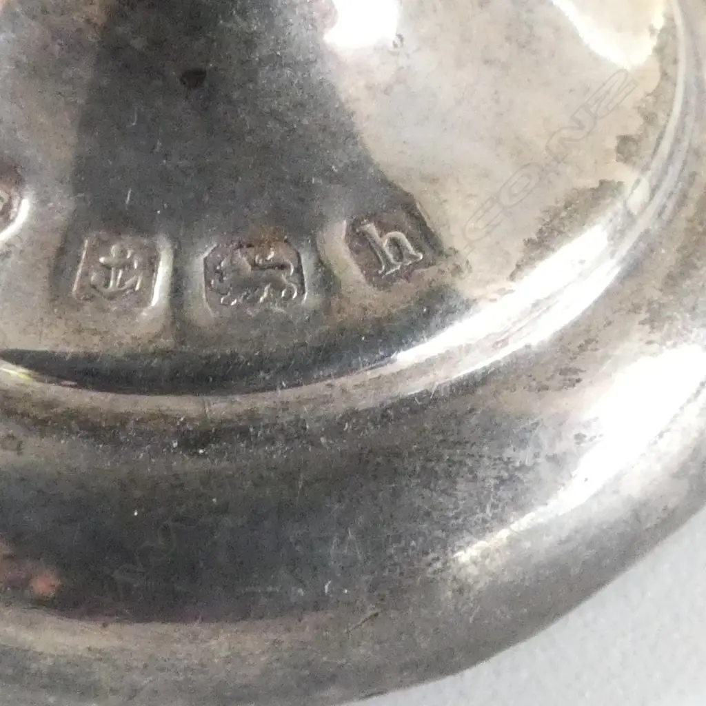 ASST STG SILVER: 4 SPOONS + 2 NAPKIN RINGS 77gms + small silver vase w weighted base 41gms Image 1++