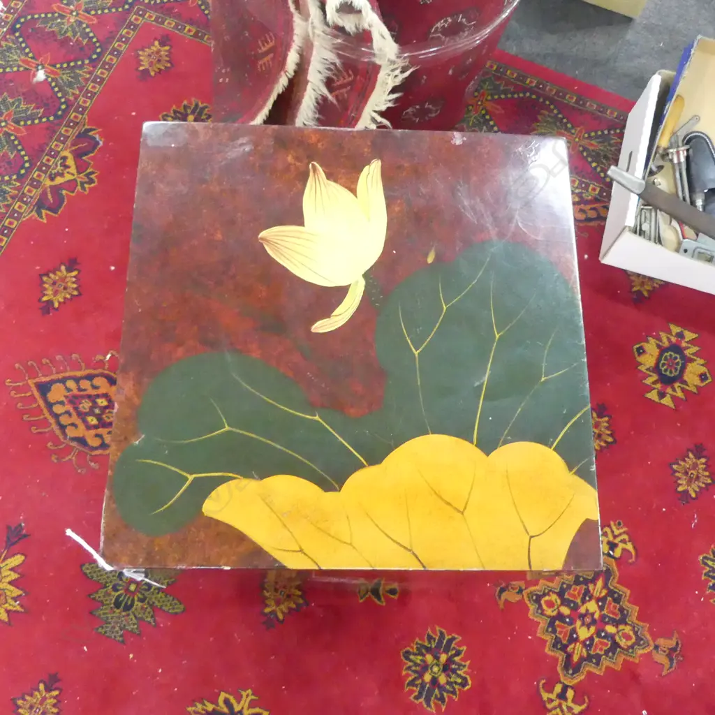 ORIENTAL LACQUERED PLINTH 300x300x915mm Image 1++