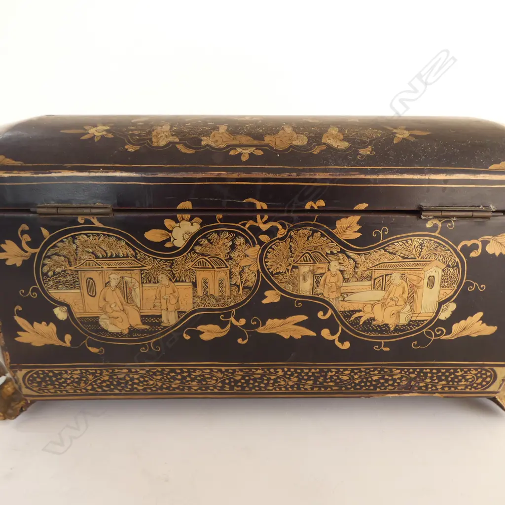 CHINOISERIE LACQUER SEWING BOX with original fitted interior & bone accessories, faults, W.330mm Image 1++