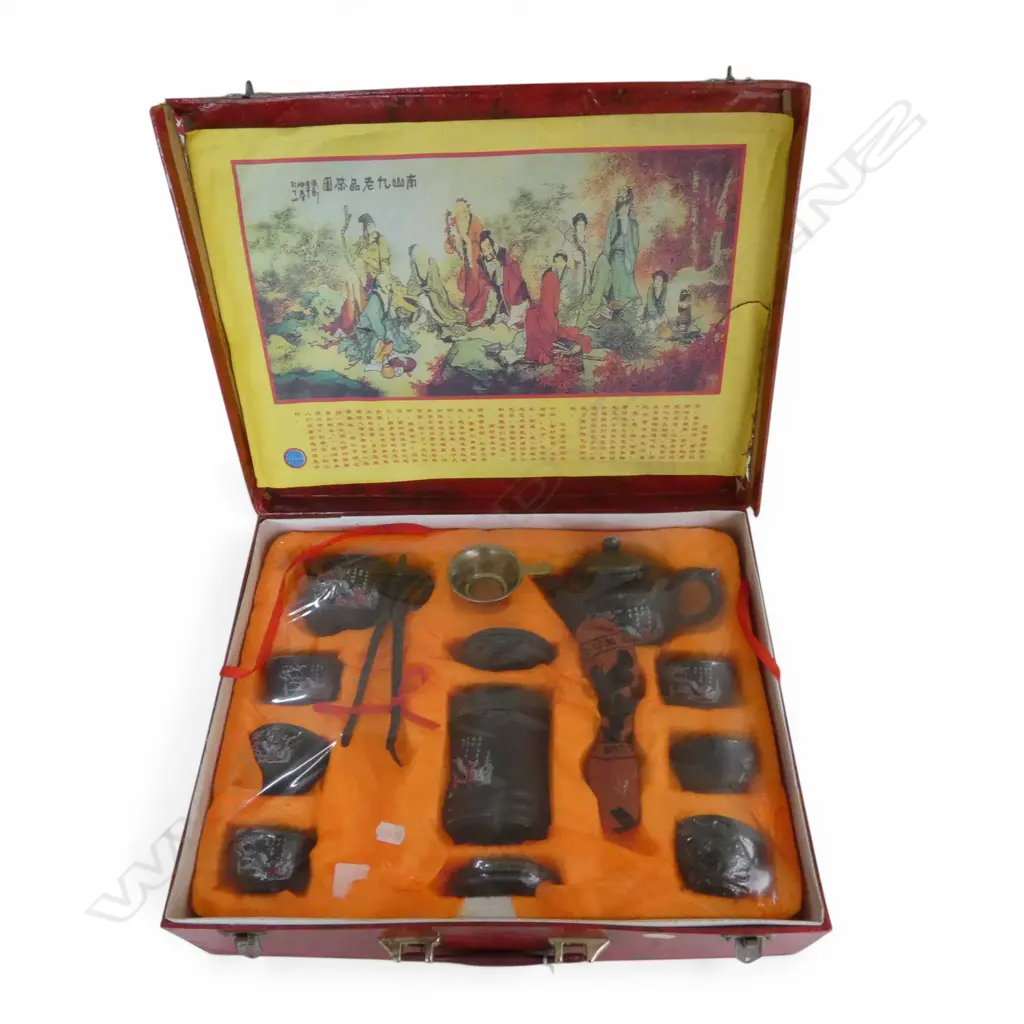 BOXED CHINESE TEA SERVICE  Image 1++