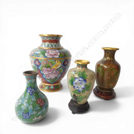 4 PIECES OF CLOISONNE - 2 on stands H.180mm