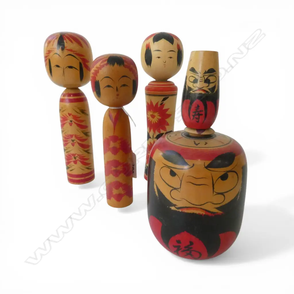 4 JAPANESE WOODEN DOLLS H.180mm Image 1++