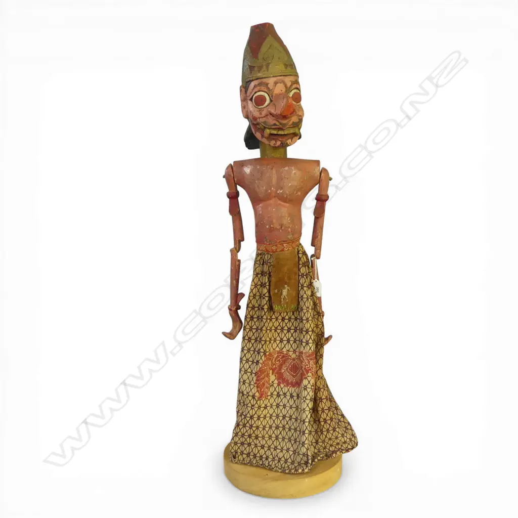 LG THAI PUPPET in a circular wooden base H.930mm Image 1++