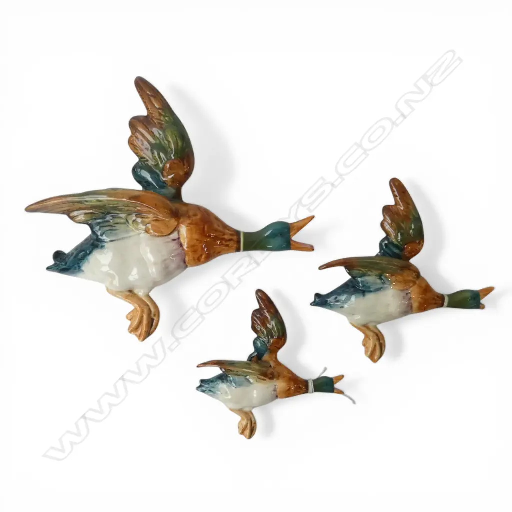  THREE BESWICK DUCKS medium size faults Image 1++