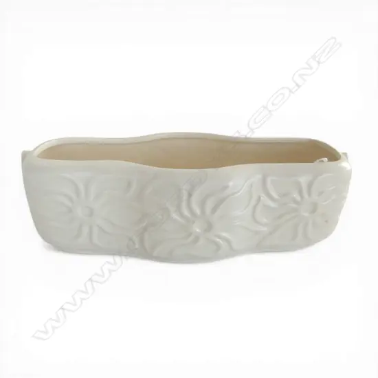 CROWN LYNN TROUGH VASE, L.270mm x 85mm, stamp to base