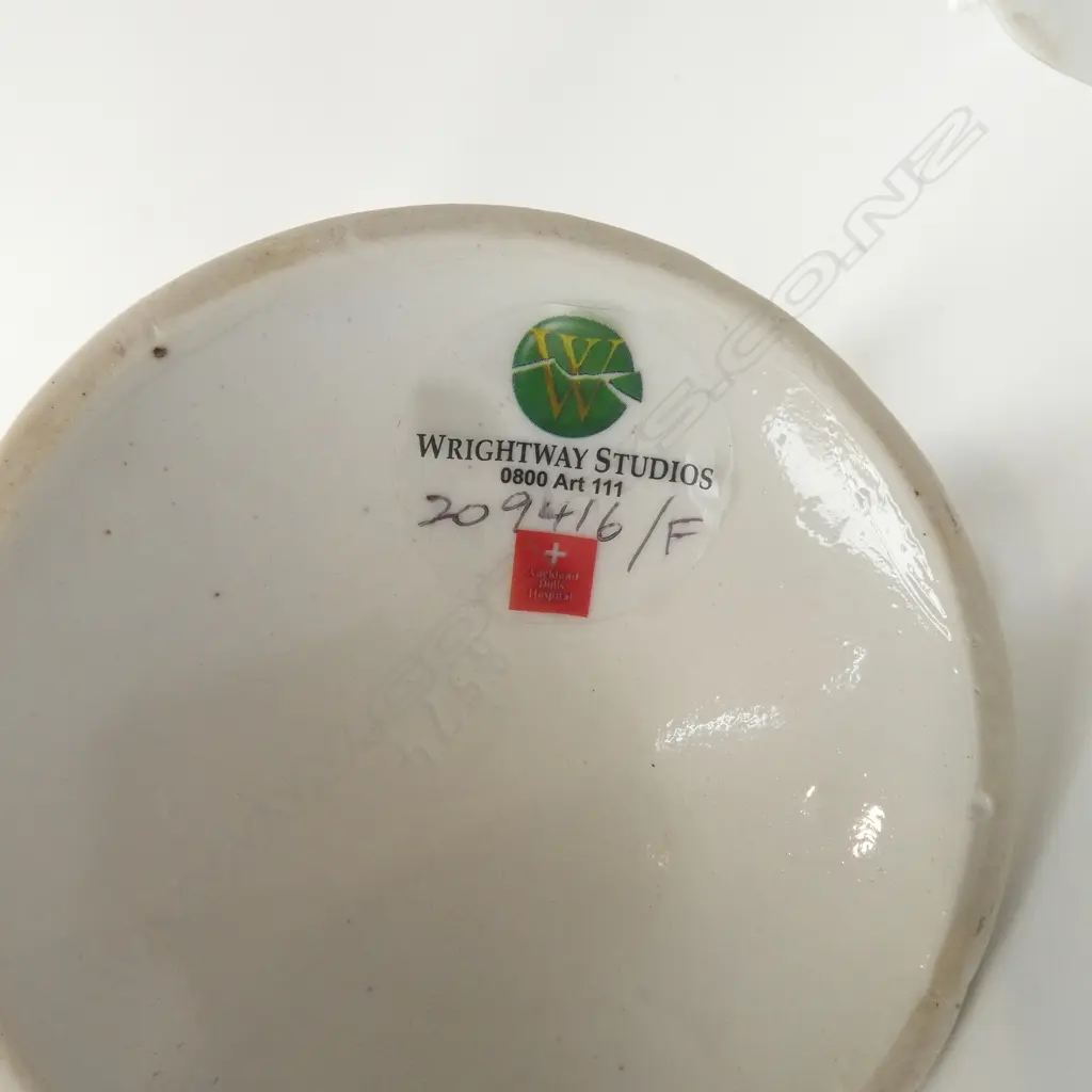 2 GERMAN PORCELAIN PUTTI FIGURINES one repaired by Wrightways Studio H.180mm Image 1++