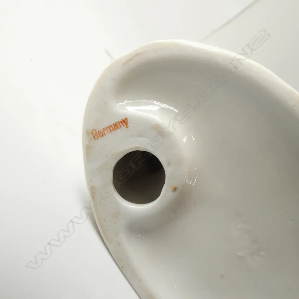 3 GERMAN PORCELAIN PAINTED PUTTI FIGURE GROUPS H.140mm Image 1++