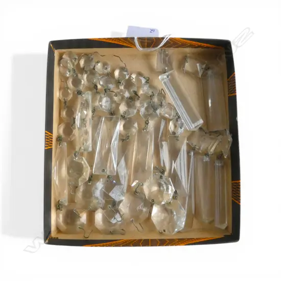 12 ANTIQUE FACET CUT CRYSTAL LUSTRE DROPS, 8+4, L.155MM & L.105MM 