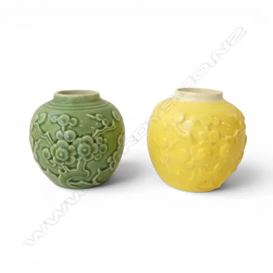 2 CROWN LYNN GINGER JARS missing lids H.110mm
