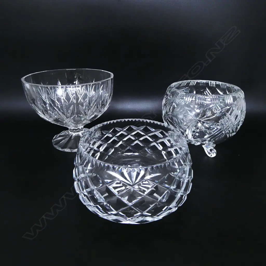 3 CRYSTAL BOWLS H.155mm Image 1++