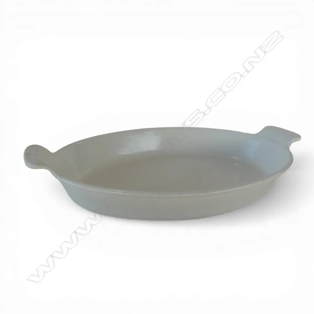 LE CREUSET WHITE ENAMEL CAST IRON DISH #32 235x380mm Image 1++