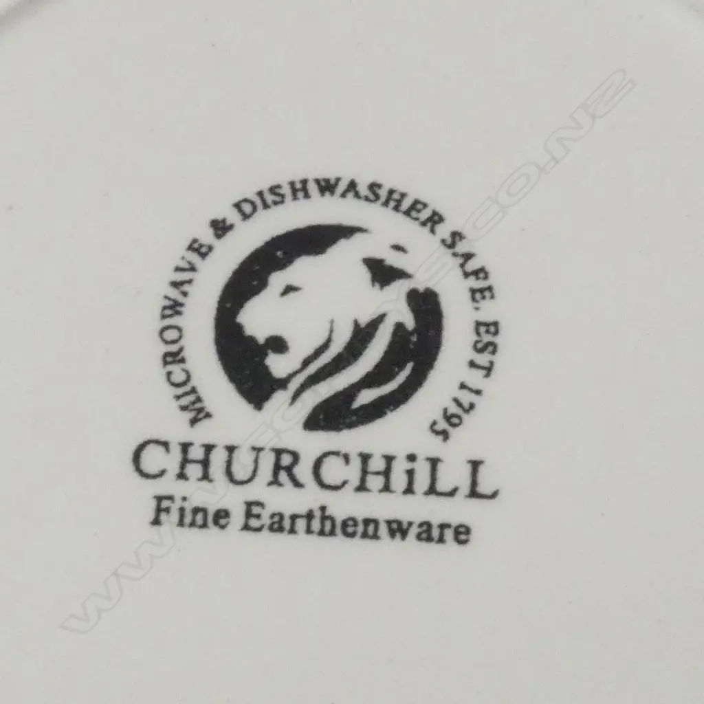 CHURCHILL B/W WILLOW PATTERN PLATES, BOWLS, JUG & OTHER PLATE   Image 1++