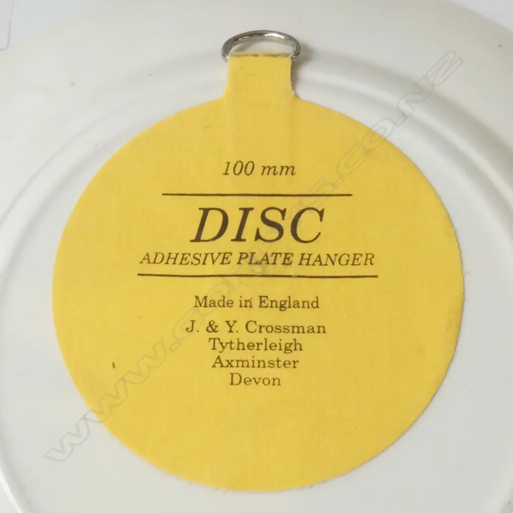 CHURCHILL B/W WILLOW PATTERN PLATES, BOWLS, JUG & OTHER PLATE   Image 1++