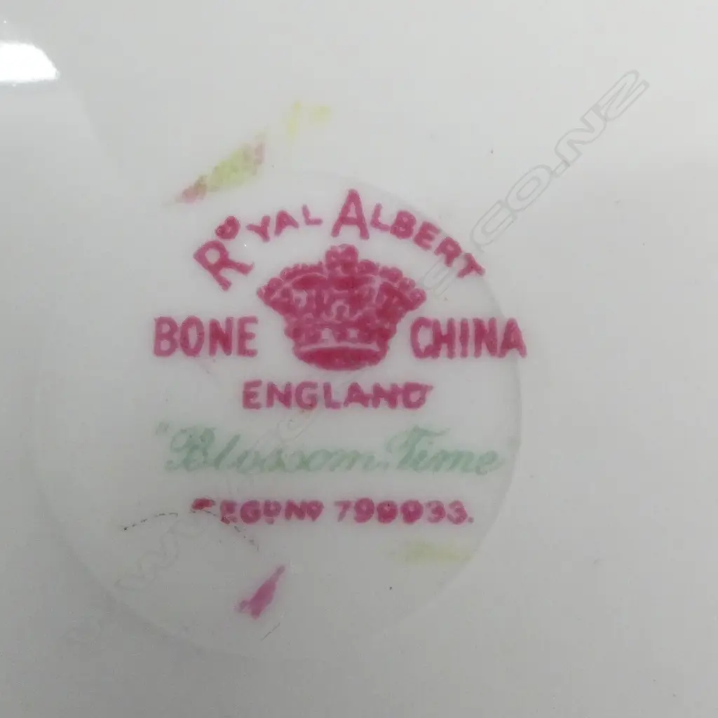 21 PCES ROYAL ALBERT 'BLOSSOM TIME' CHINA including 6 trios, cream, sugar & cake Image 1++