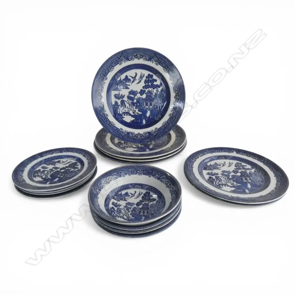 ASST. B/W WILLOW PATTERN CHINA  Image 1++