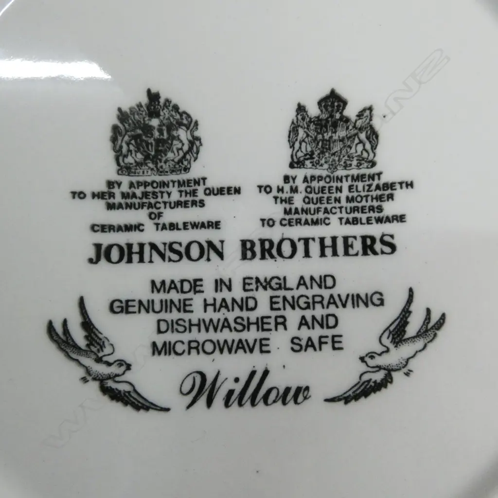 ASST. B/W WILLOW PATTERN CHINA  Image 1++