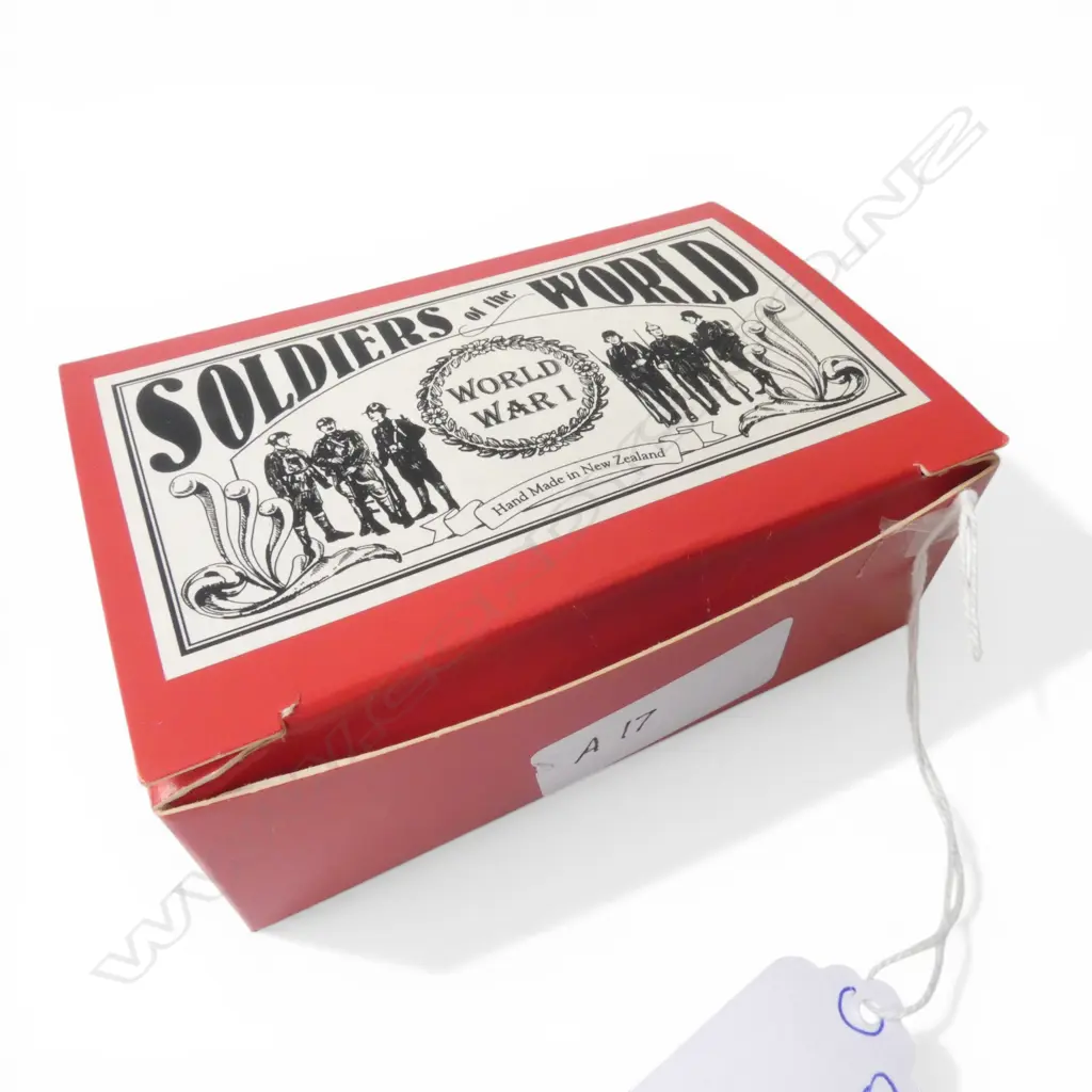 BOXED N.Z. SOLDIERS OF THE WORLD WWI WORKING PARTY GALLIPOLI Image 1++