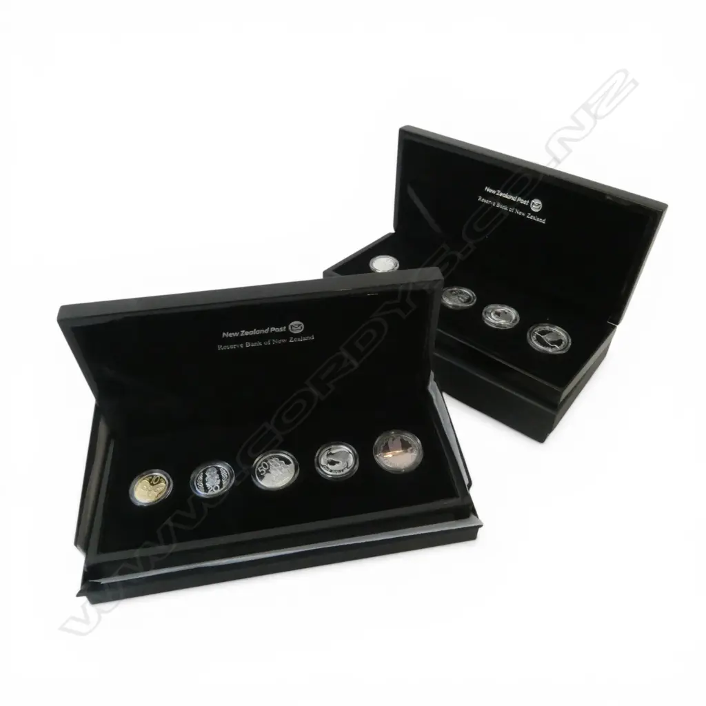 CASED 2011 & 2012 NEW ZEALAND .999 SILVER PROOF CURRENCY SETS, 82.22gms TW Image 1++