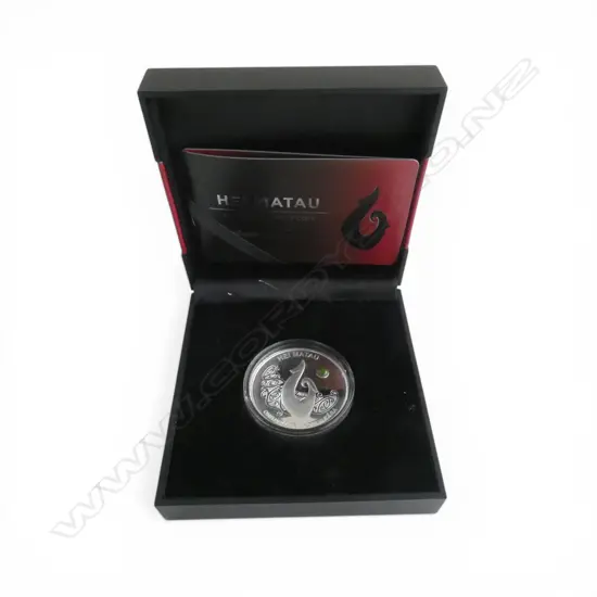 CASED 2012 MAORI ART COIN 'HEI MATAU' .999 SILVER PROOF $1 COIN 1oz