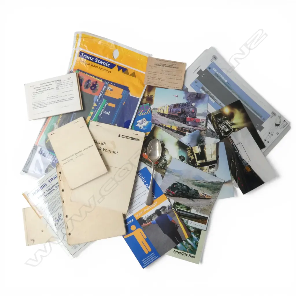 NZ RAILWAY EPHEMERA Image 1++