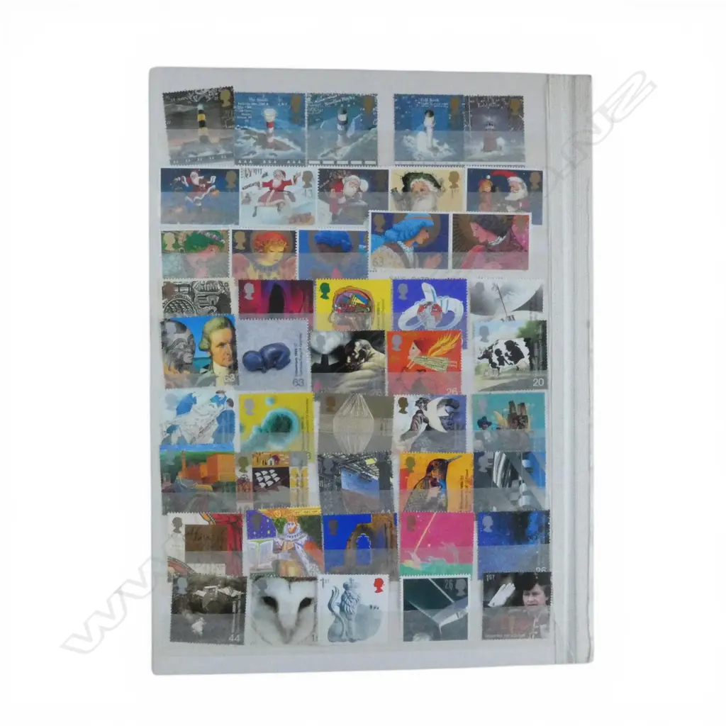 COLLECTION OF OVER 350 GREAT BRITAIN UNHINGED STAMPS  Image 1++