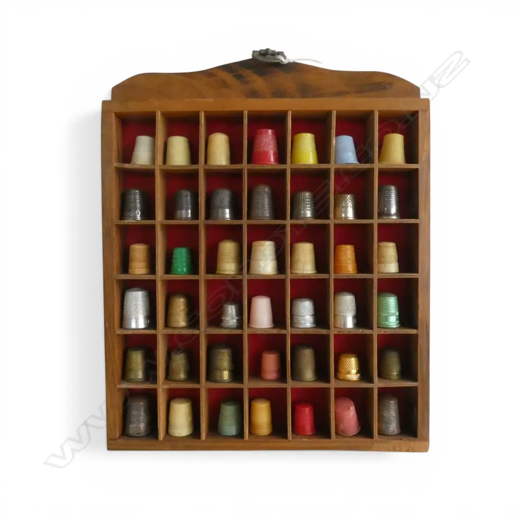 THIMBLE COLLECTORS FRAME w. ASST. THIMBLES (42) Image 1++