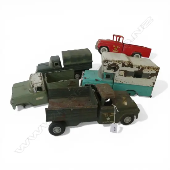 5 VINTAGE BUDDY L TOY MODELS in various conditions L.340mm