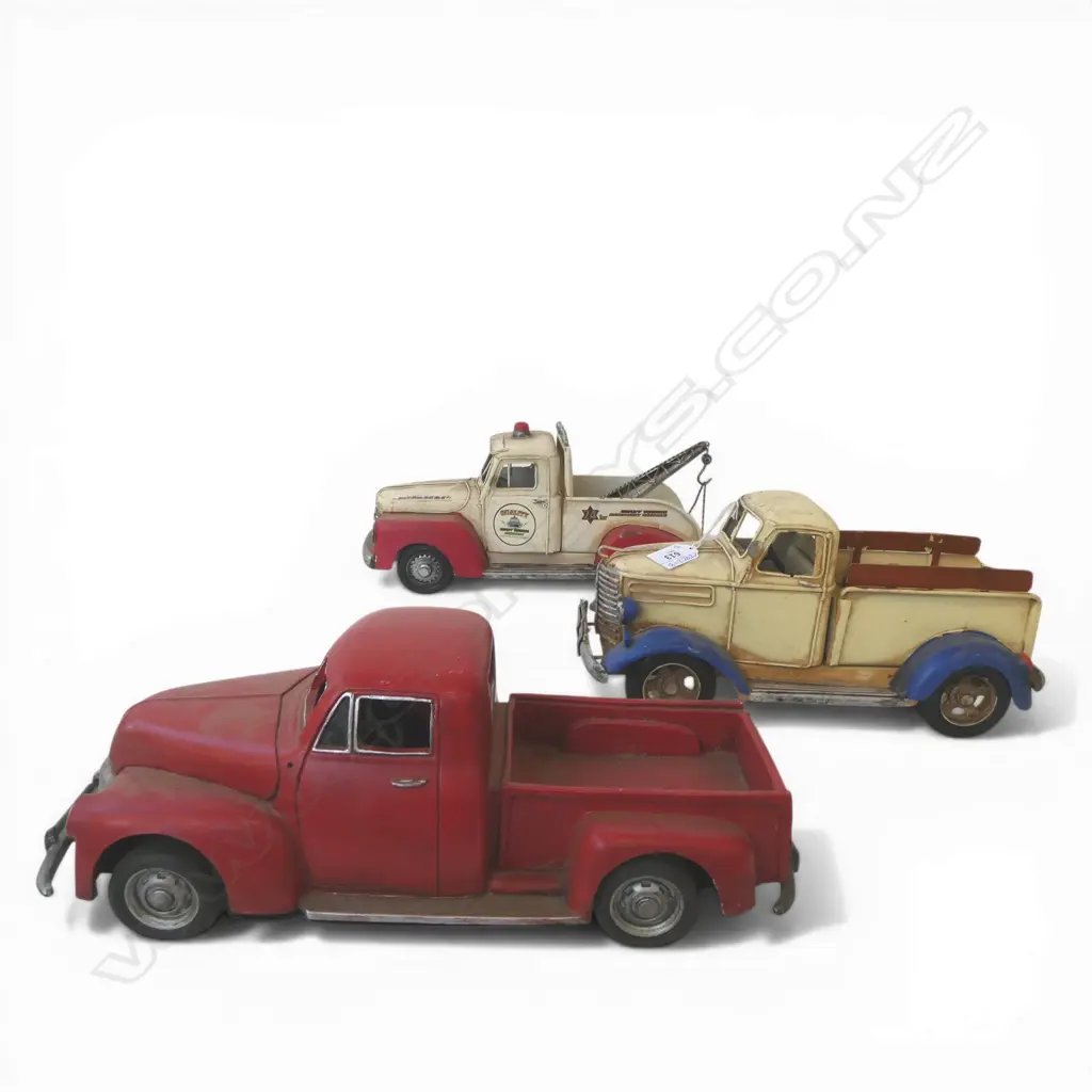 3 MODEL TOY TRUCKS L.350mm Image 1++