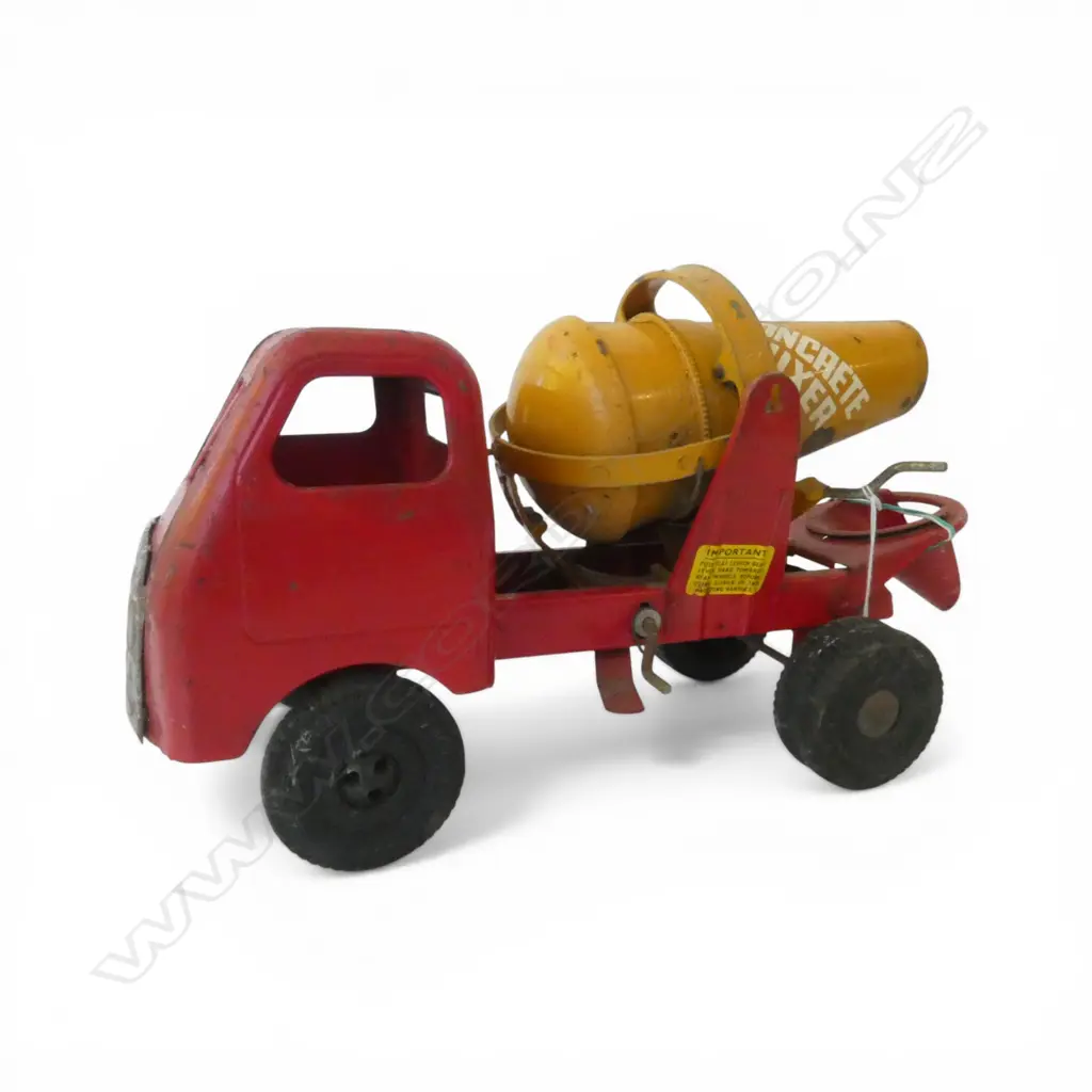 VINTAGE NZ TRI-ANG CEMENT MIXER L.400mm Image 1++