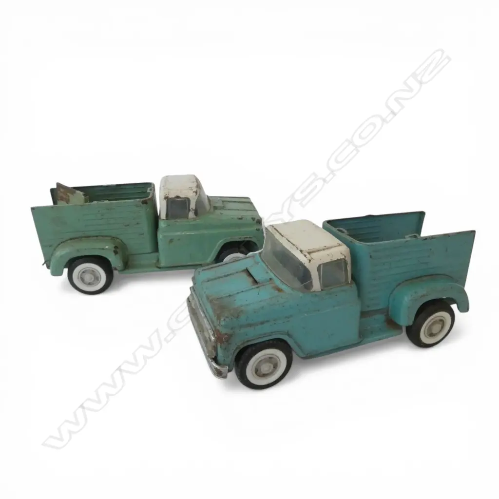 2 VINTAGE BUDDY L FARM TRUCKS L.310mm Image 1++