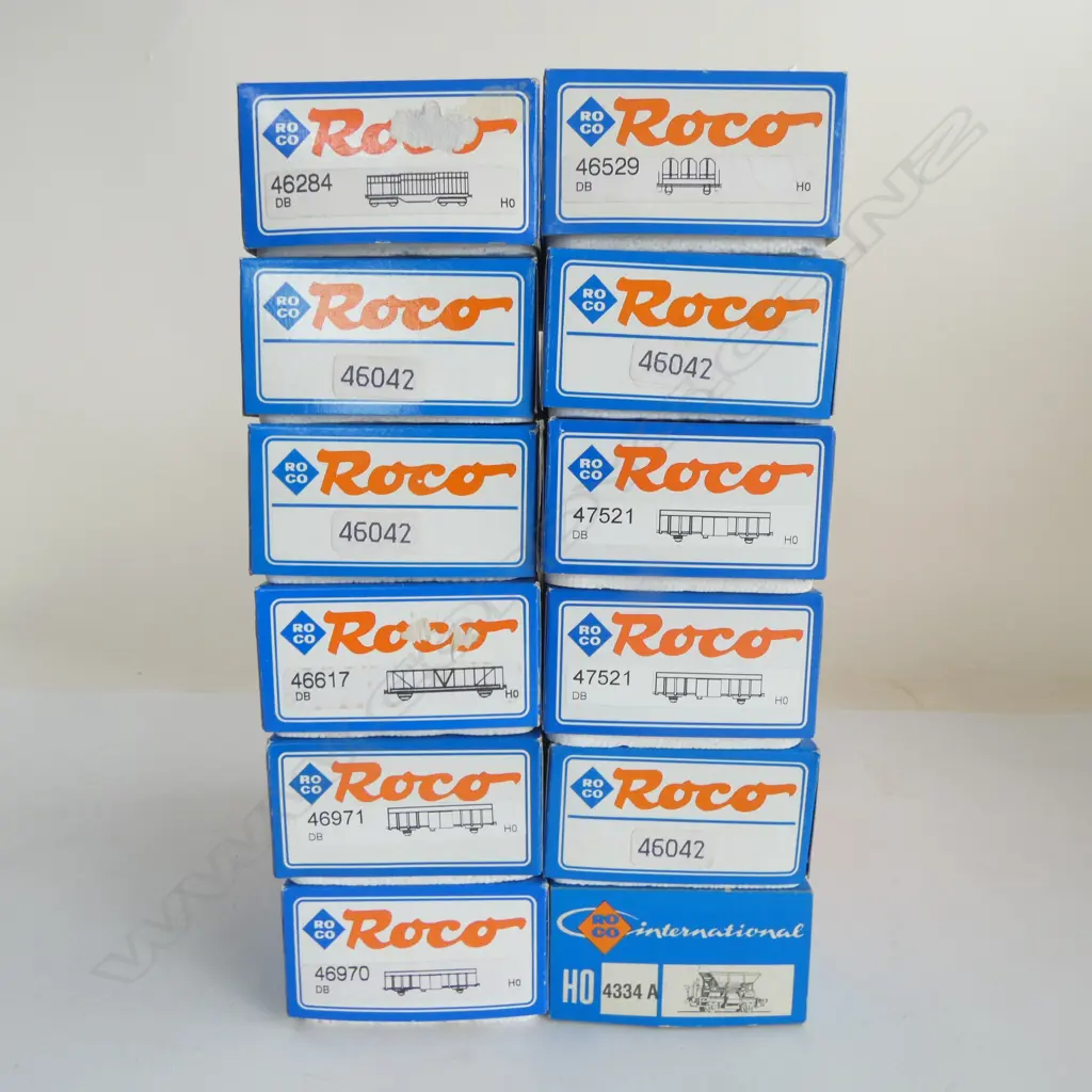 12 BOXED ROCO HO DB WAGONS Image 1++