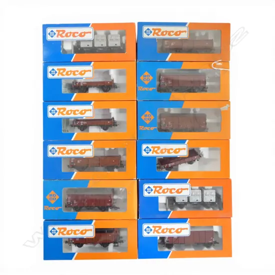 12 BOXED ROCO HO DB WAGONS
