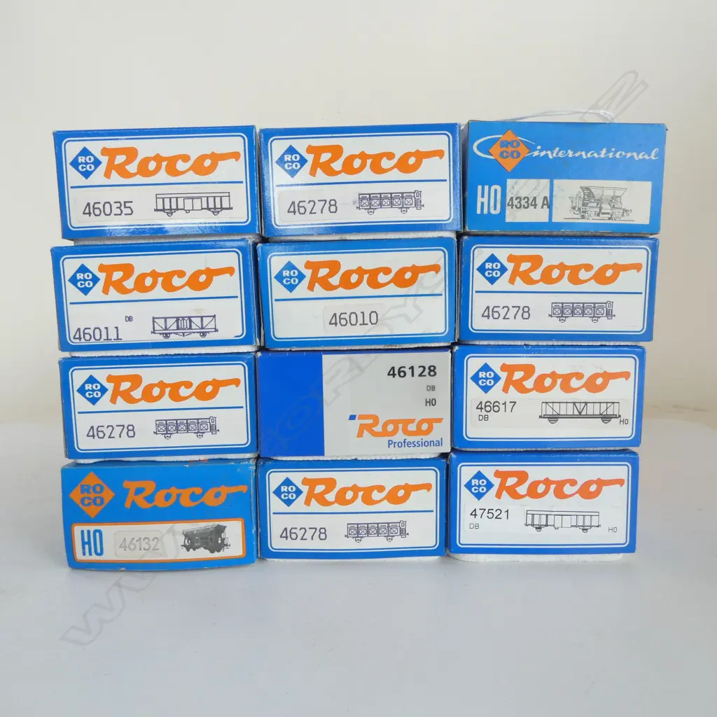 12 BOXED ROCO HO DB WAGONS Image 1++