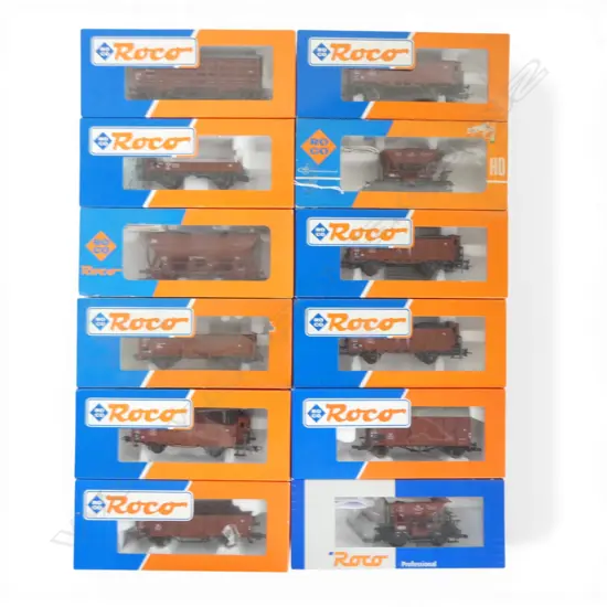12 BOXED ROCO HO DB WAGONS