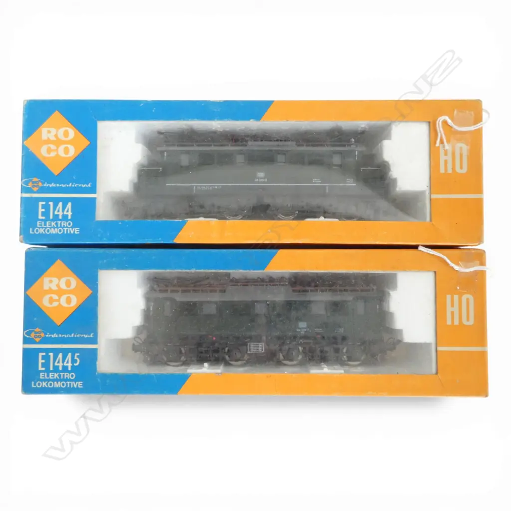 2 BOXED ROCO HO DB ELECTRIC LOCOMOTIVES: E144 4131A & E1445 4130 Image 1++