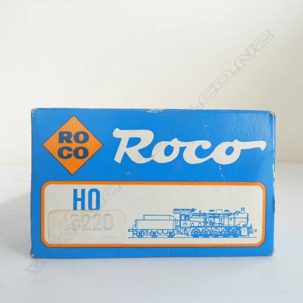 BOXED ROCO HO DB STEAM LOCOMOTIVE & TENDER BR 57 04116A Image 1++